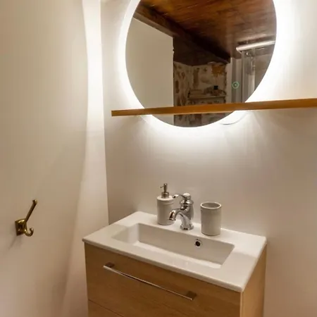 Lovely Air-conditioned - Vieil Apartamento *