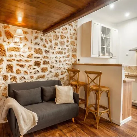 Lovely Air-conditioned - Vieil *