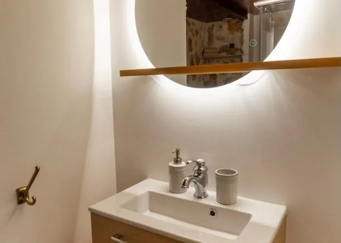 Lovely Air-conditioned - Vieil Appartement *