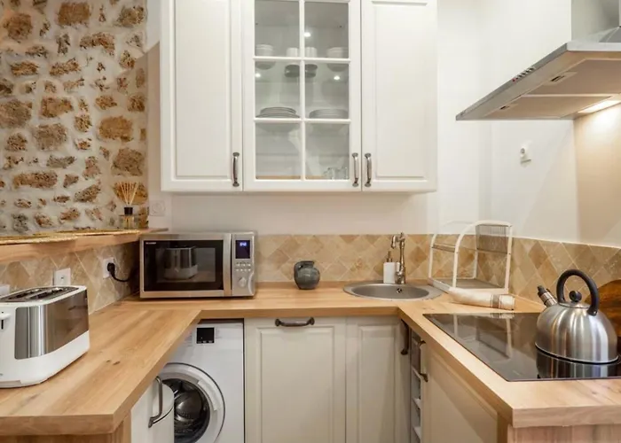 Lovely Air-conditioned - Vieil