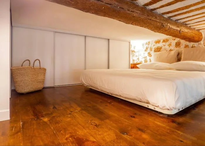 Lovely Air-conditioned - Vieil